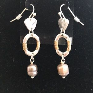 Silver tone with grey fresh water pearl earrings